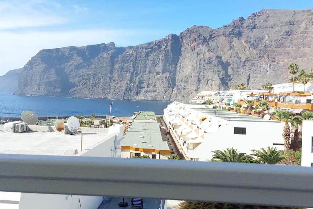 Vistas Sonadas Cerca Del Mar Acantilado de los Gigantes Luaran gambar
